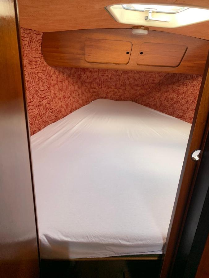 Ubytovani Na Jachte Otel Lipno nad Vltavou Dış mekan fotoğraf